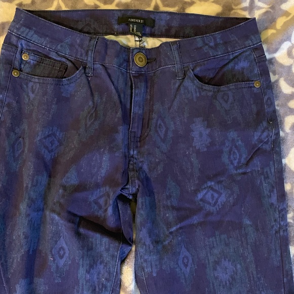 Pants - Picture 3 of 7